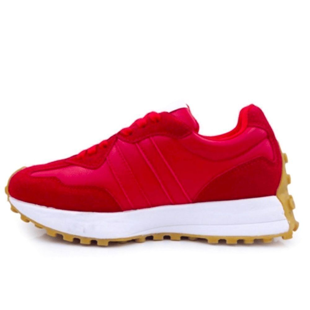 RED SNEAKER GUM SOLE